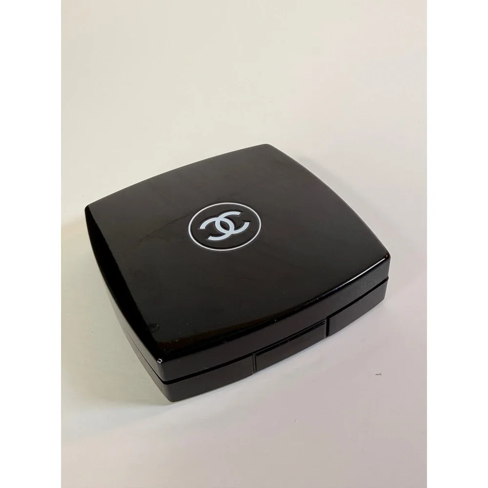 Chanel Joues Contraste Powder Blush Corail Coral 0.21oz Luminous Baked Compact